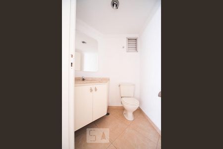 Lavabo de apartamento para alugar com 3 quartos, 150m² em Vila Olímpia, São Paulo