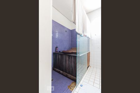 Banheiro de apartamento para alugar com 4 quartos, 136m² em Brooklin Paulista, São Paulo