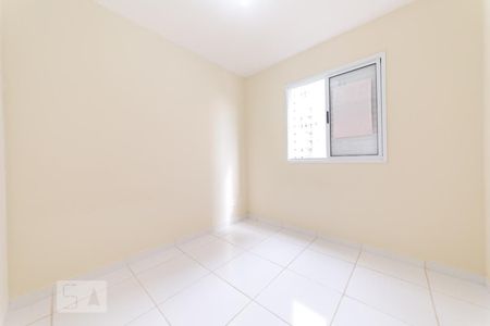 Quarto 2 de apartamento para alugar com 2 quartos, 56m² em Vila Progresso, Campinas
