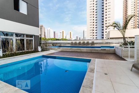 Piscina de apartamento para alugar com 2 quartos, 49m² em Barra Funda, São Paulo