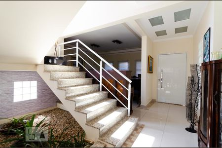 Entrada de casa para alugar com 3 quartos, 330m² em Parque Alto Taquaral, Campinas