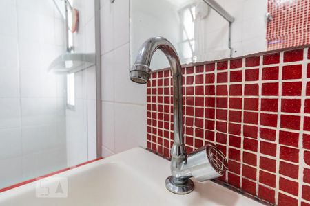 Banheiro de apartamento para alugar com 2 quartos, 80m² em Campo Belo, São Paulo