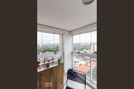 Sacada de apartamento para alugar com 1 quarto, 77m² em Alto de Pinheiros, São Paulo