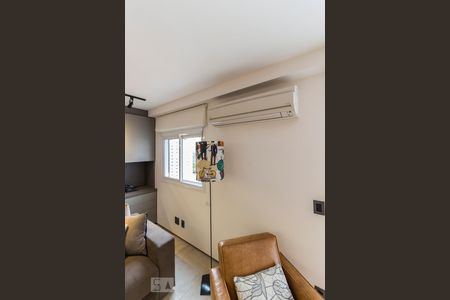 Sala de apartamento para alugar com 1 quarto, 77m² em Alto de Pinheiros, São Paulo