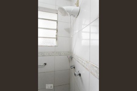 Banheiro de apartamento à venda com 2 quartos, 79m² em São João, Porto Alegre