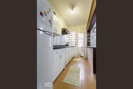Cozinha de apartamento à venda com 2 quartos, 79m² em São João, Porto Alegre