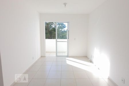 Sala de apartamento para alugar com 2 quartos, 55m² em Canasvieiras, Florianópolis
