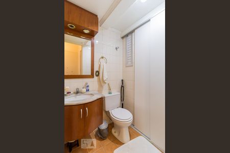 Lavabo de apartamento para alugar com 3 quartos, 70m² em Vila Santana, São Paulo