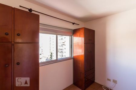 Quarto 1 de apartamento para alugar com 2 quartos, 50m² em Vila Pompéia, São Paulo