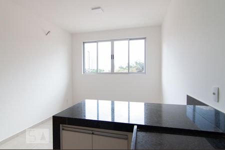 Sala/Cozinha de kitnet/studio para alugar com 1 quarto, 36m² em Ouro Preto, Belo Horizonte