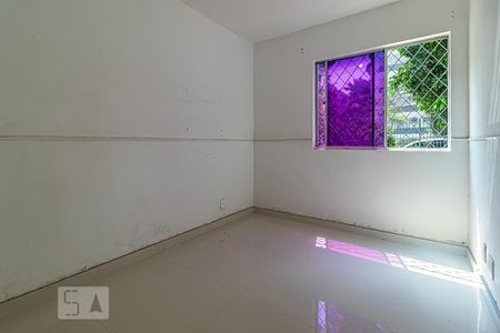 Quarto 1 de apartamento para alugar com 2 quartos, 50m² em Freguesia (jacarepaguá), Rio de Janeiro