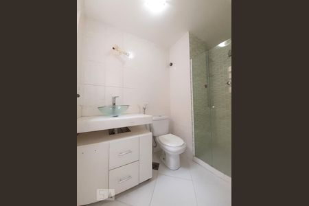 Banheiro Social de apartamento à venda com 2 quartos, 67m² em Méier, Rio de Janeiro