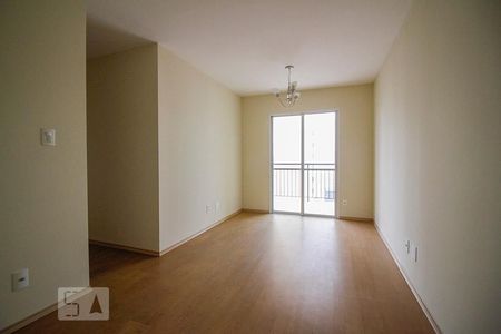 Sala de apartamento para alugar com 3 quartos, 65m² em Vila Romana, São Paulo