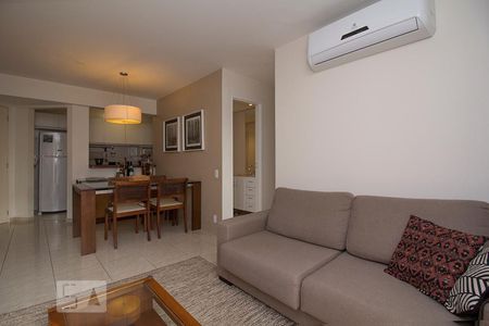 Sala de apartamento para alugar com 3 quartos, 70m² em Perdizes, São Paulo