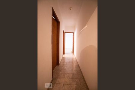 corredor de casa para alugar com 3 quartos, 141m² em Parque Jambeiro, Campinas