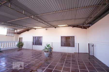 quintal de casa para alugar com 2 quartos, 250m² em Jardim dos Oliveiras, Campinas
