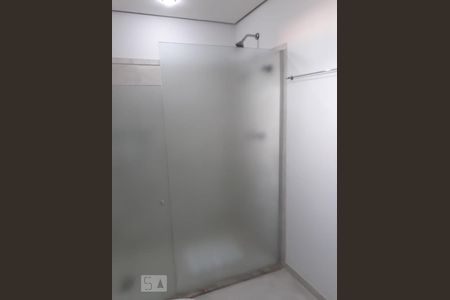 Banheiro de apartamento para alugar com 1 quarto, 51m² em Cambuí, Campinas