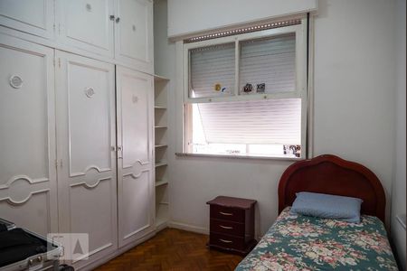 Quarto 1 de apartamento para alugar com 2 quartos, 74m² em Copacabana, Rio de Janeiro