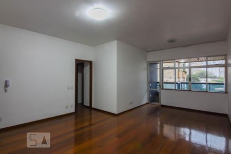 Sala 1 de apartamento à venda com 3 quartos, 107m² em Funcionários, Belo Horizonte