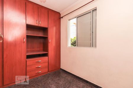 Quarto 2 de apartamento para alugar com 2 quartos, 48m² em Jardim Casa Pintada, São Paulo