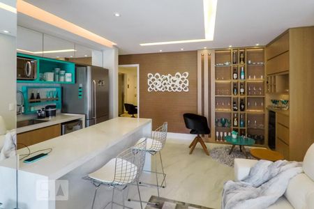 Cozinha de apartamento à venda com 2 quartos, 74m² em Aclimação, São Paulo