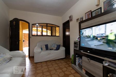 Sala 1 de casa para alugar com 4 quartos, 222m² em Parque Continental Ii, Guarulhos