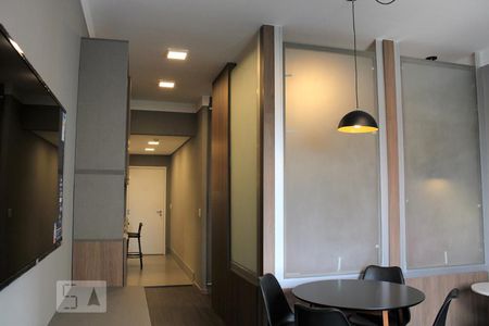 Corredor de apartamento para alugar com 1 quarto, 48m² em Perdizes, São Paulo
