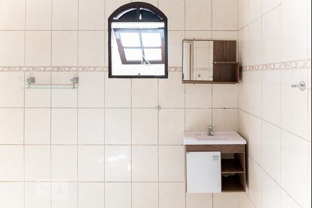 Banheiro de casa para alugar com 1 quarto, 90m² em Itaquera, São Paulo