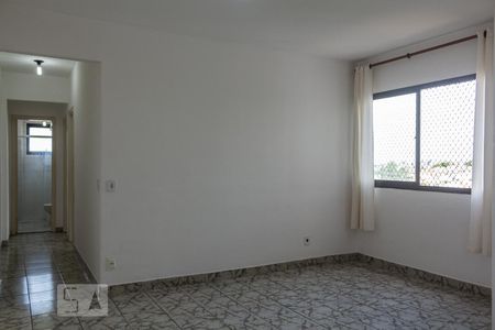 Sala de apartamento para alugar com 2 quartos, 56m² em Jardim Henriqueta, Taboão da Serra
