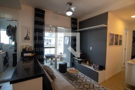 Sala de apartamento para alugar com 2 quartos, 54m² em Chácara Santo Antônio, São Paulo