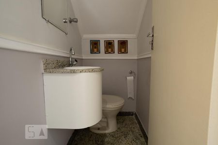 Lavabo de casa de condomínio para alugar com 2 quartos, 78m² em Vila Granada, São Paulo