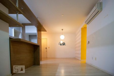 Sala de apartamento para alugar com 2 quartos, 76m² em Saco dos Limões, Florianópolis