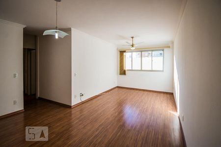 Sala de apartamento para alugar com 3 quartos, 98m² em Cambuí, Campinas