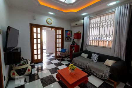 Sala de casa para alugar com 3 quartos, 120m² em Vila Isabel, Rio de Janeiro