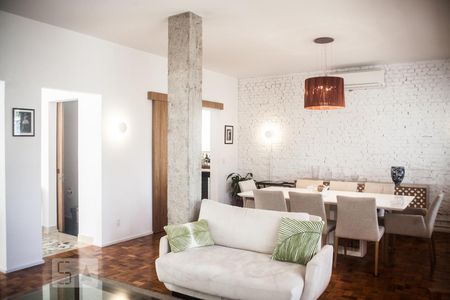 Sala de casa para alugar com 3 quartos, 350m² em Pacaembu, São Paulo