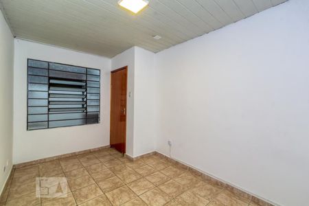 Quarto de casa de condomínio para alugar com 1 quarto, 35m² em Santa Cândida, Curitiba