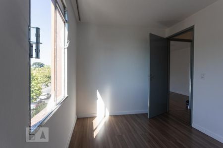 Quarto 1 de apartamento para alugar com 2 quartos, 55m² em Capão da Imbuia, São José dos Pinhais