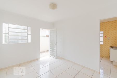 Sala de casa para alugar com 2 quartos, 60m² em Jardim Guarani, Campinas