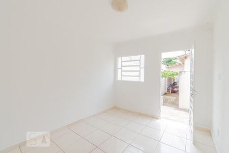 Sala de casa para alugar com 2 quartos, 60m² em Jardim Guarani, Campinas