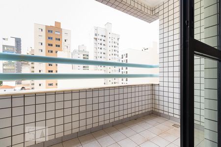 Sacada de apartamento para alugar com 1 quarto, 56m² em Centro, Campinas