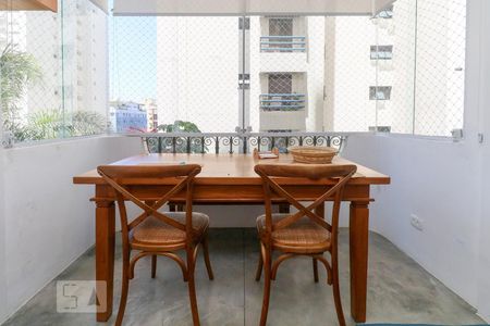 Sala de apartamento para alugar com 2 quartos, 70m² em Vila Madalena, São Paulo