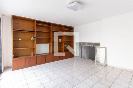 Sala de casa à venda com 3 quartos, 200m² em Itaquera, São Paulo