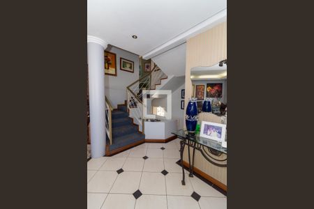 Sala de Estar de casa para alugar com 5 quartos, 429m² em Morro Santana, Porto Alegre