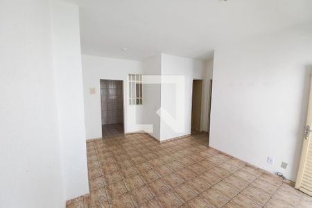 Sala de casa para alugar com 2 quartos, 220m² em Jaqueline, Belo Horizonte