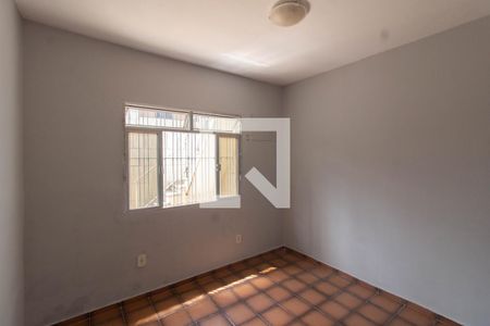 Quarto 1 de casa para alugar com 2 quartos, 80m² em Vila Entre Rios, Belford Roxo