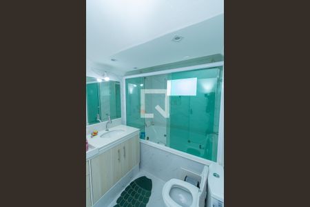 Banheiro da Suíte  de apartamento para alugar com 3 quartos, 210m² em Vila Industrial (campinas), Campinas