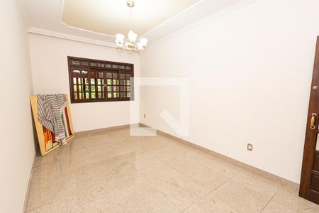 Sala / 2º ambiente de casa para alugar com 3 quartos, 243m² em Itapoã, Belo Horizonte