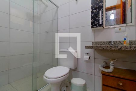 Banheiro Suíte 1 de casa de condomínio para alugar com 2 quartos, 96m² em Vila Ré, São Paulo