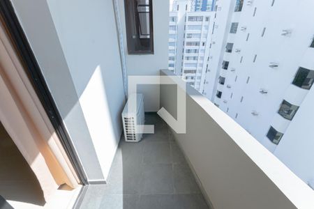 Sacada de apartamento para alugar com 1 quarto, 50m² em Cambuí, Campinas