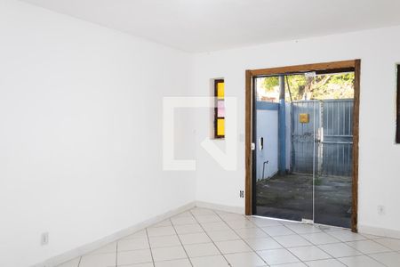 Sala de casa de condomínio para alugar com 2 quartos, 50m² em Campo Grande, Rio de Janeiro